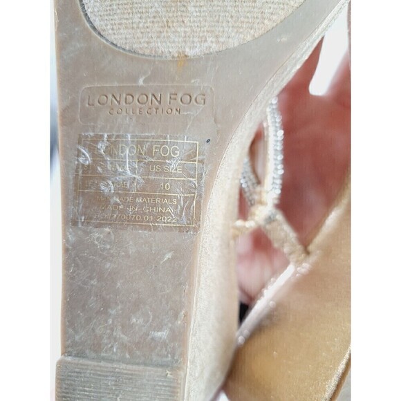 LONDON Fog Deserae Strappy Rhinestone Champagne Gold Wedge Sandals Size 10 - Picture 9 of 9